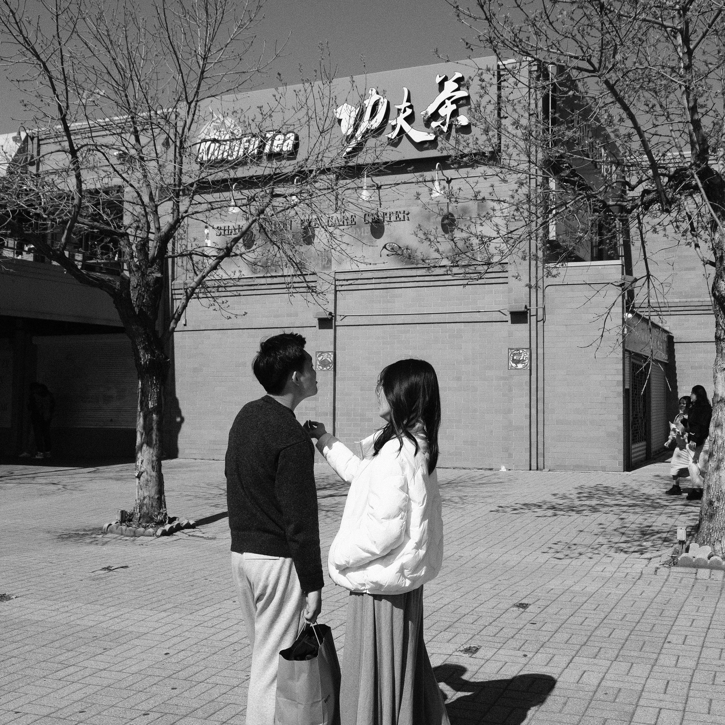 Black and White Street Photography in Chinatown Chicago-18021.jpg