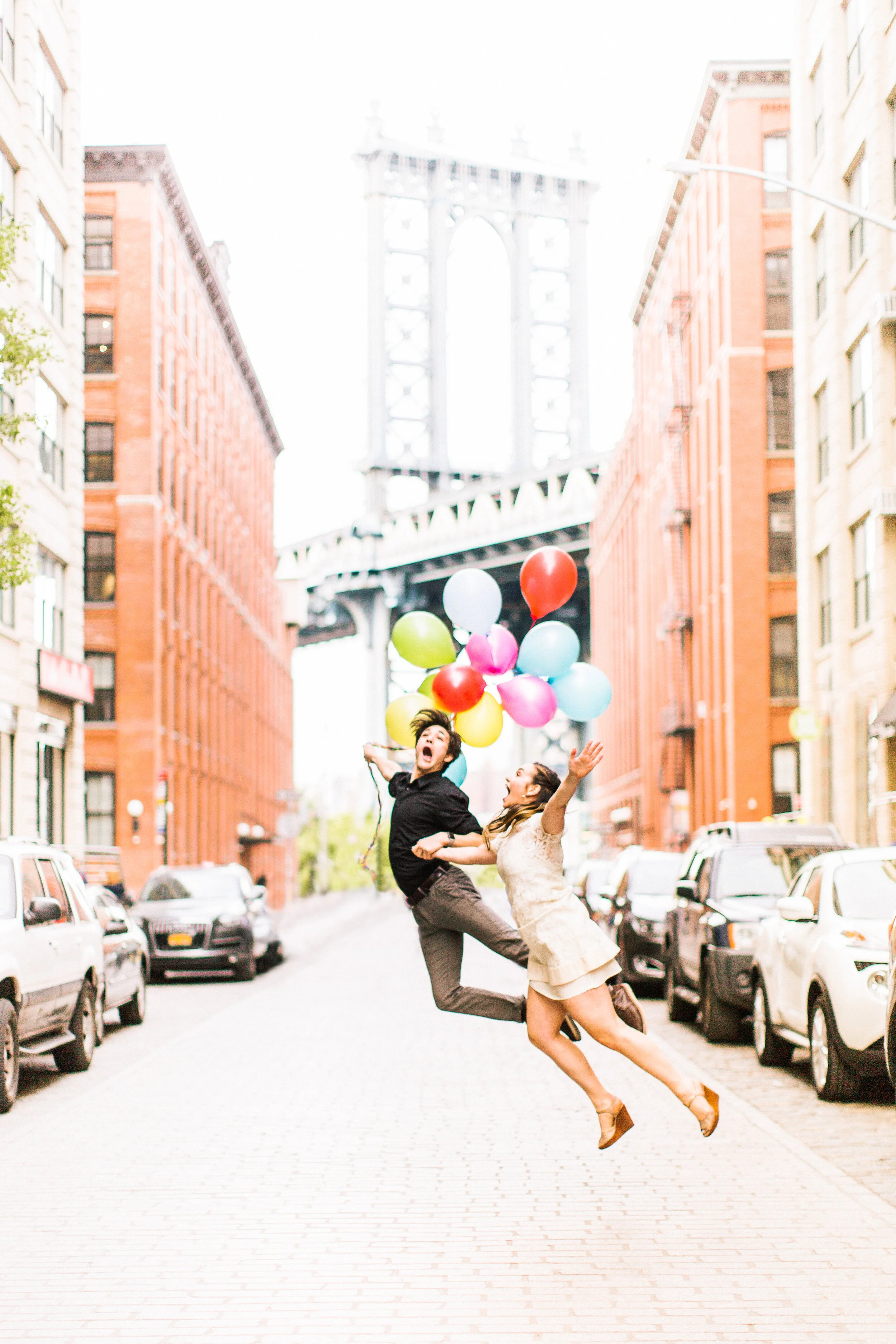 Cyd Weeks Photography - NYC engagment balloons- Water Street Brooklyn-2.jpg