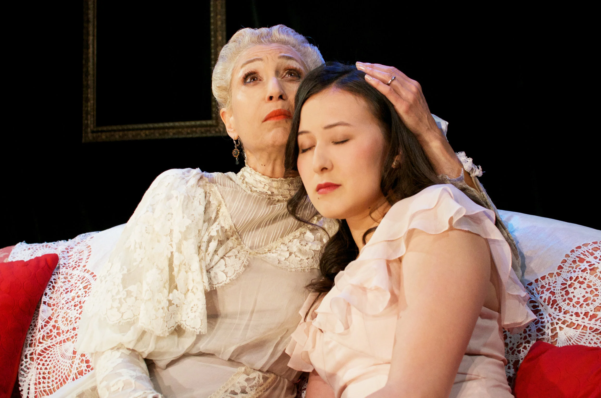 5 Glass Menagerie Laura consolation 3838 lighter.jpg