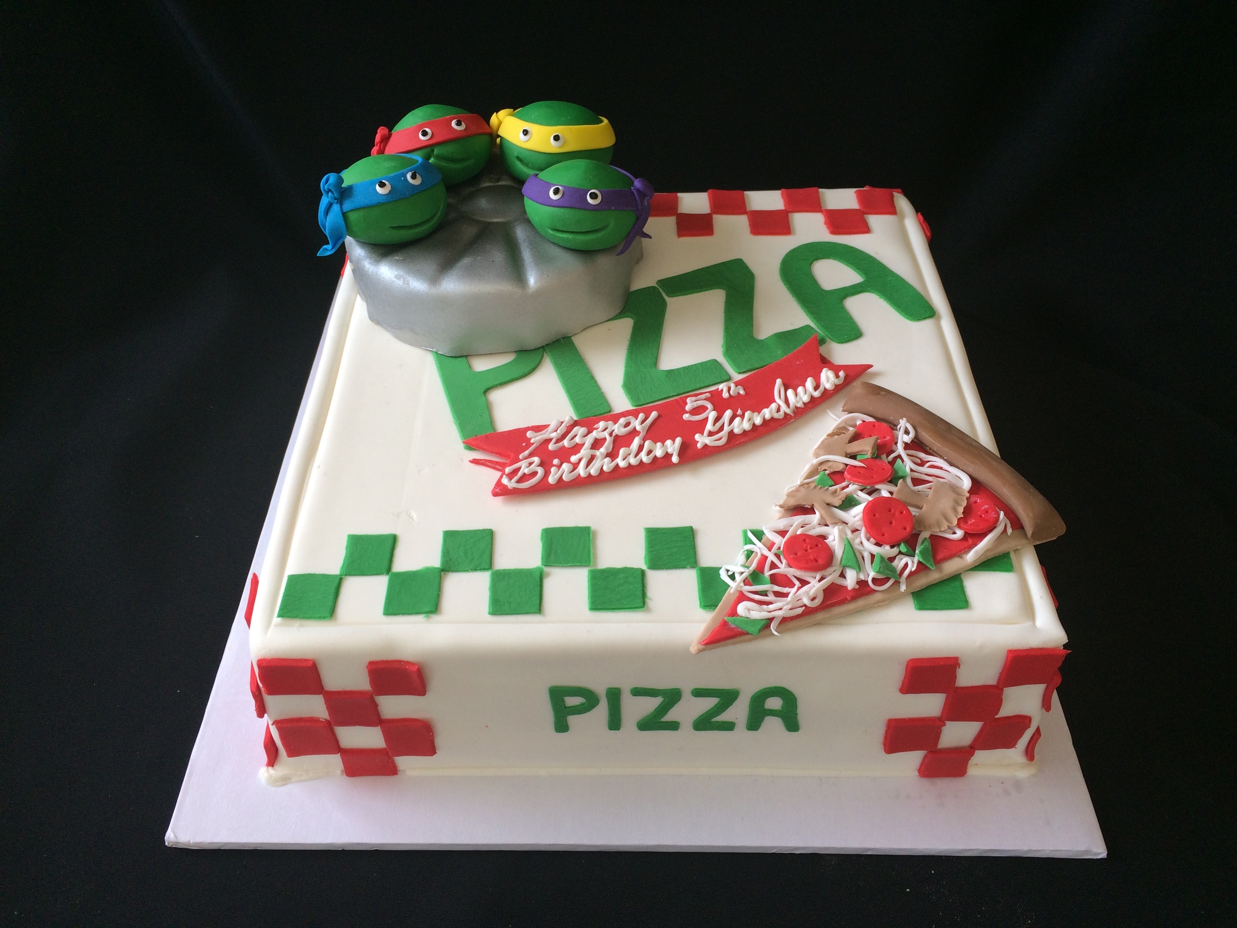 Pizza Box with NinjaTurtles.jpg