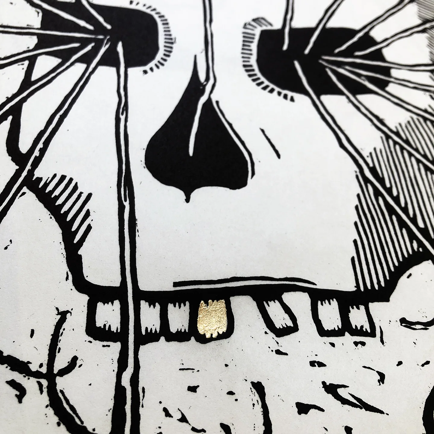 MorsOmniaSolvit_detail_300.jpg