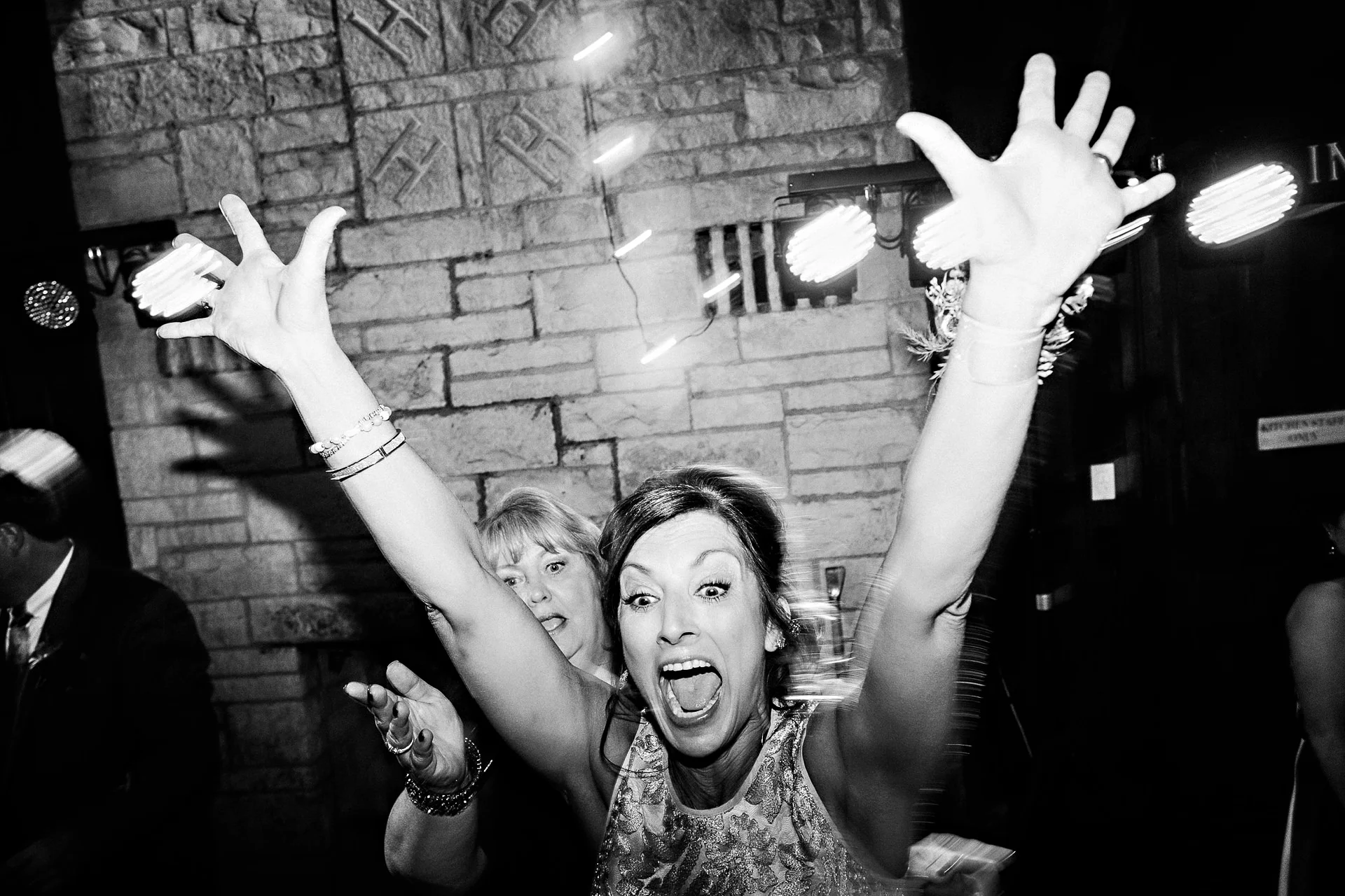 Chicago_Wedding_Photographers_0216.jpg