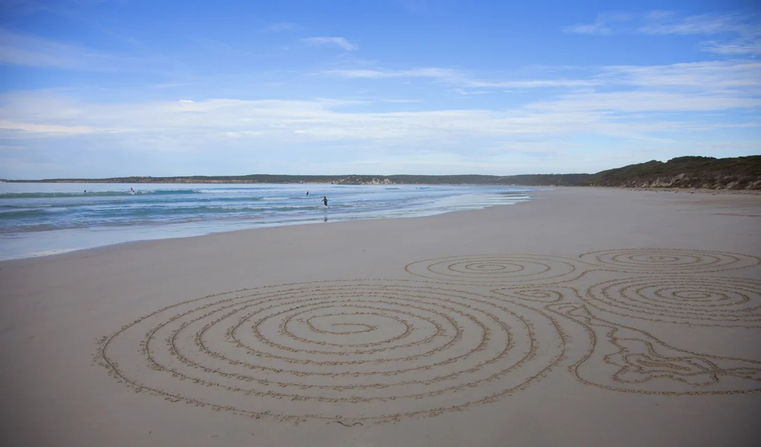 Enjoy the beauty of Vivonne Bay and Kangaroo Island 