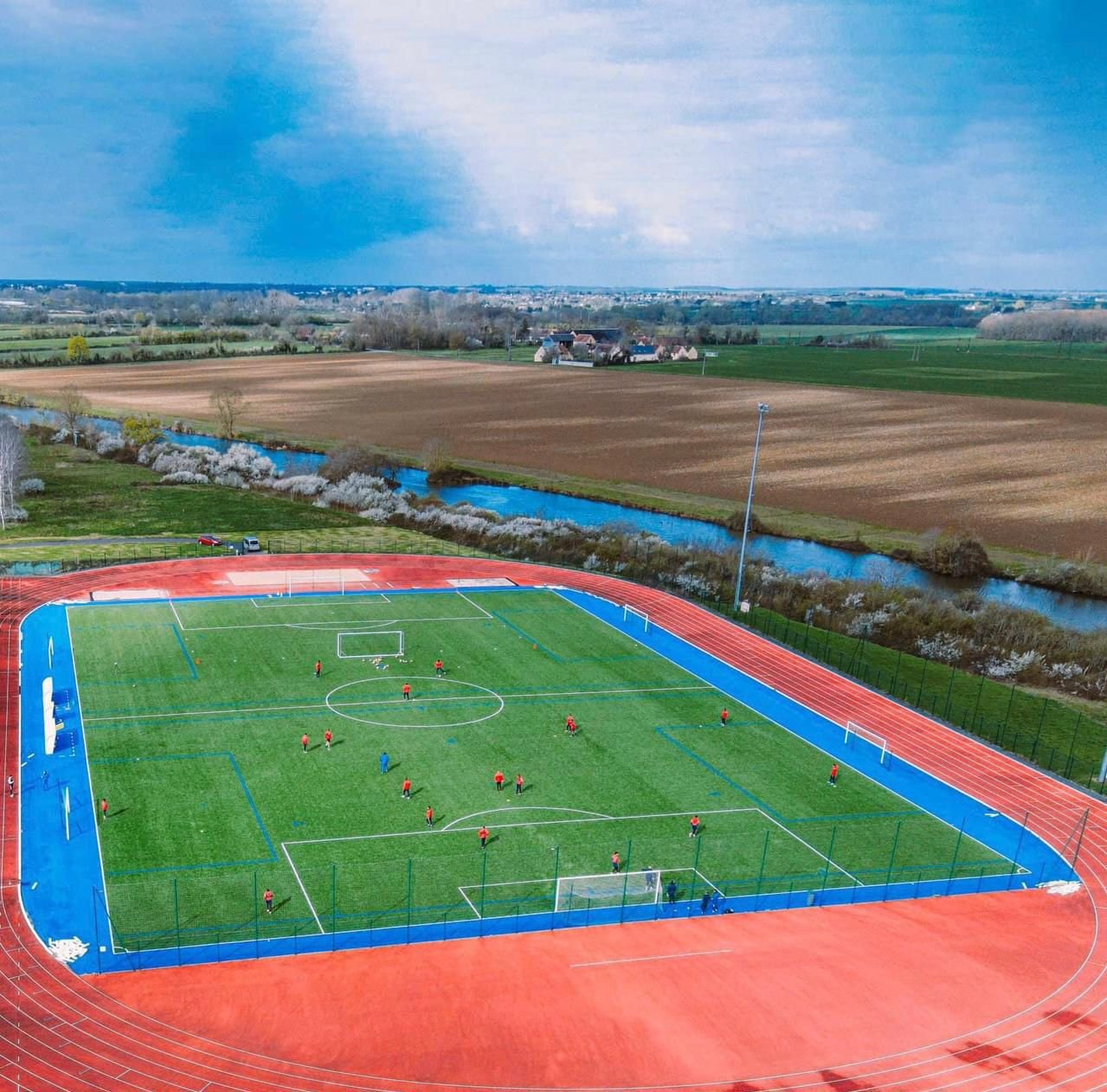 Elite Summer Soccer Academy in France.jpeg