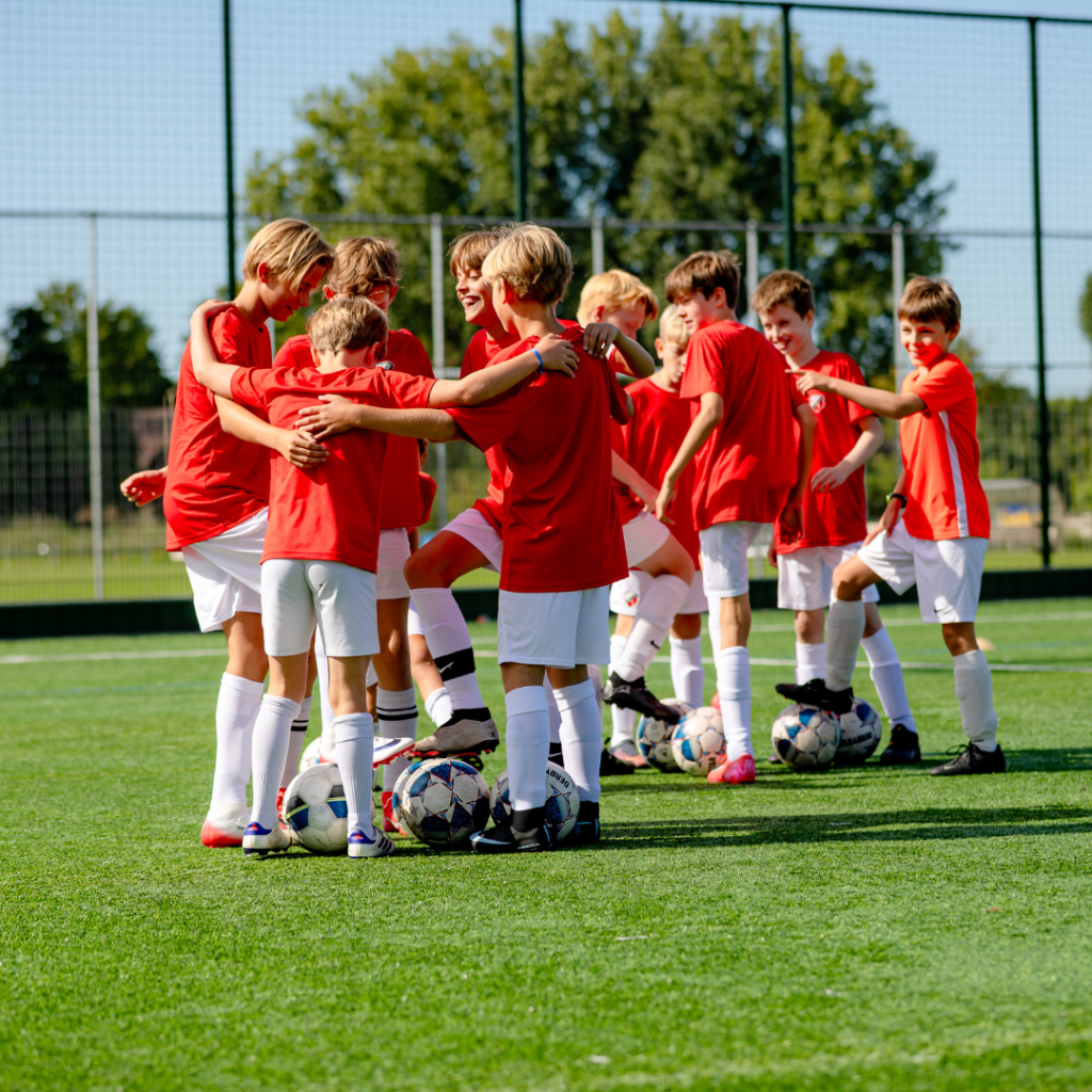 Summer soccer camps in .png