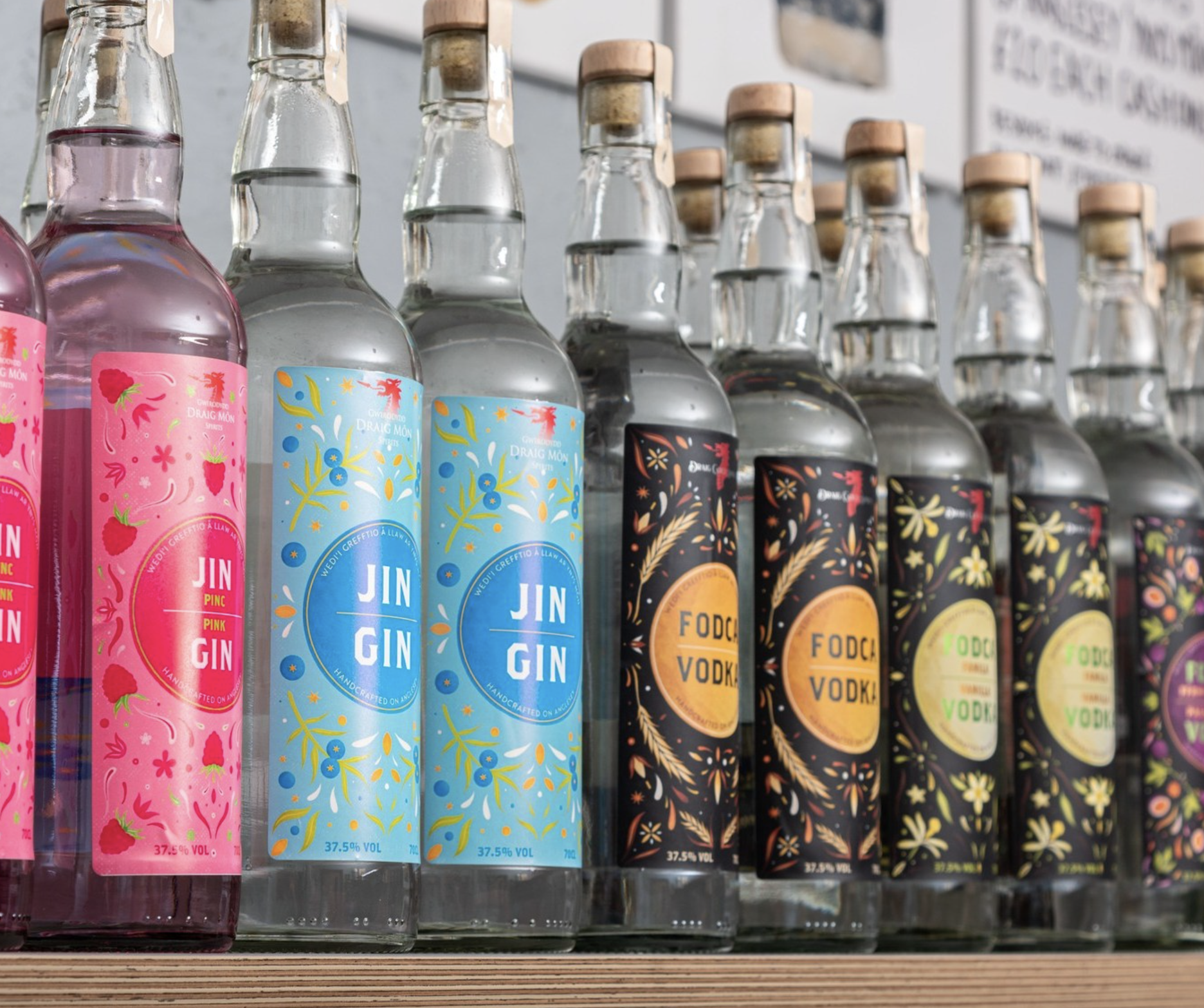 Draig Mon Spirits / Packaging