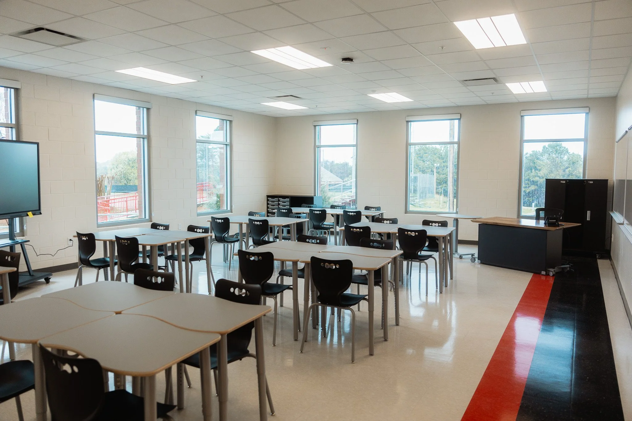 We&rsquo;re proud to have helped furnish the new Newton-Conover High School! 🎓

Their new space features our ESTO Student Wave Desks, Klesko Sit-to-Stand Desk, Hideaway Storage Series, and our new ESTO Cafe Tables. We&rsquo;re thankful to have worke