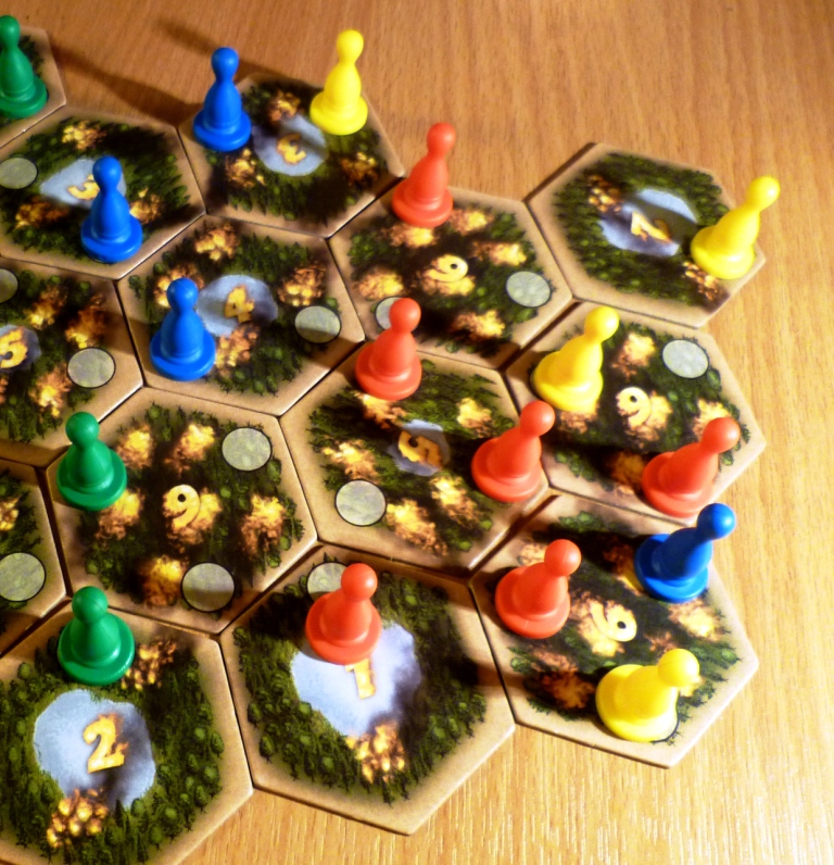 Red is getting 24 points, Yellow 5 (4 + 1) and Blue 1 from the tiles on the right.