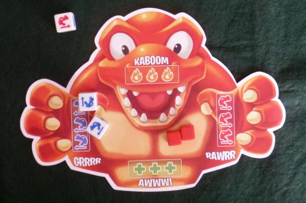 Roar-A-Saurus play mat carrying 2 damage counters but 2/3 of the way to an attack to the left