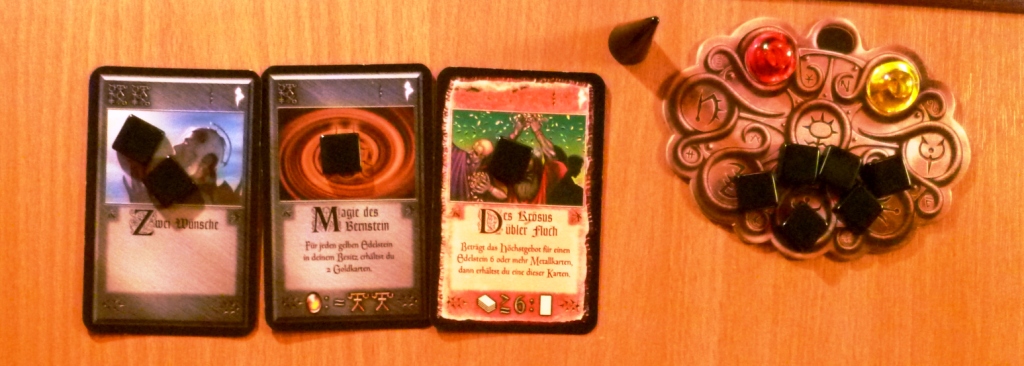 Players hand in Das Amulett