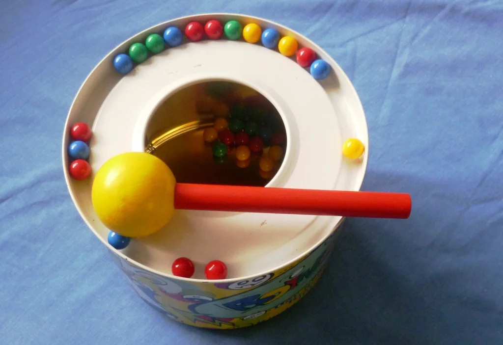 Boing showing hammer and player balls in the rim