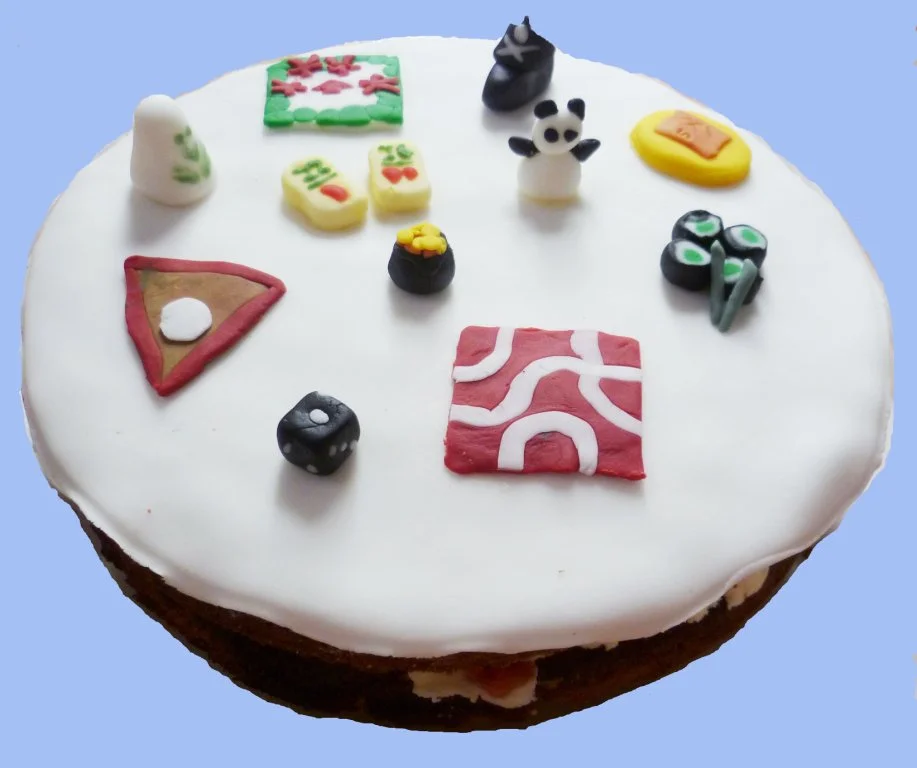 The anniversary cake - guess the 10 games.