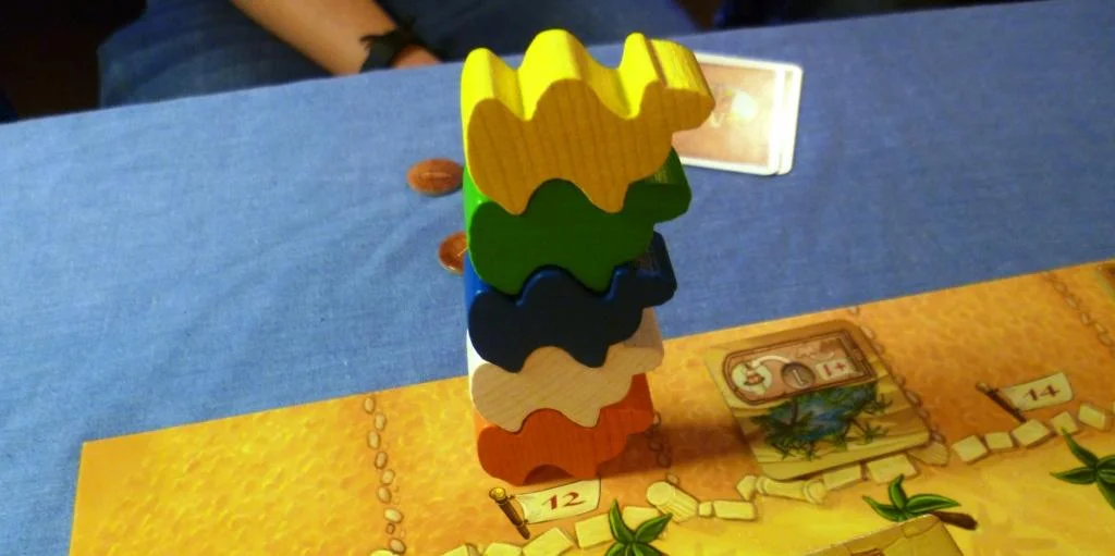 Close up of the Camels all piled up in the home stretch. Yellow on top is in the lead