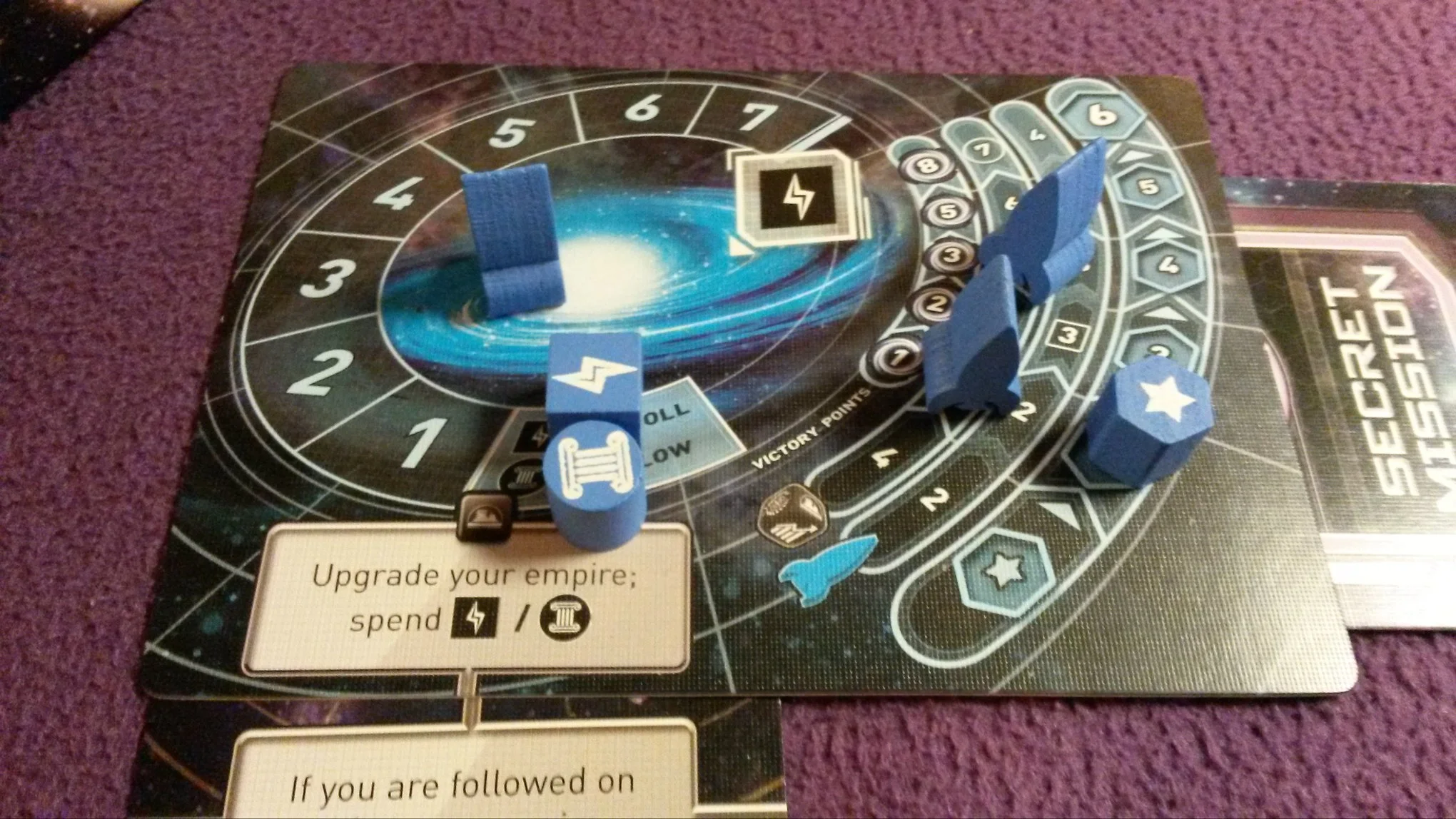 Player homeworld with a conquered planet (bottom left)