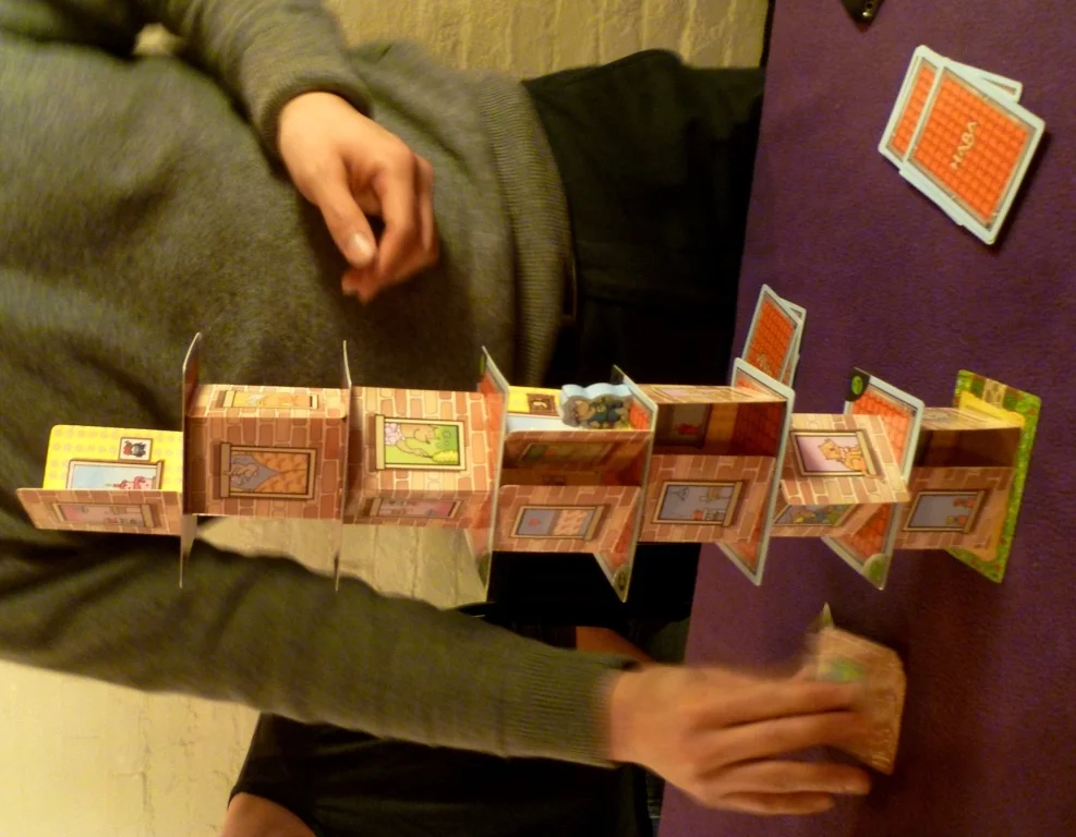 Super Rhino - the anti-gravity game.