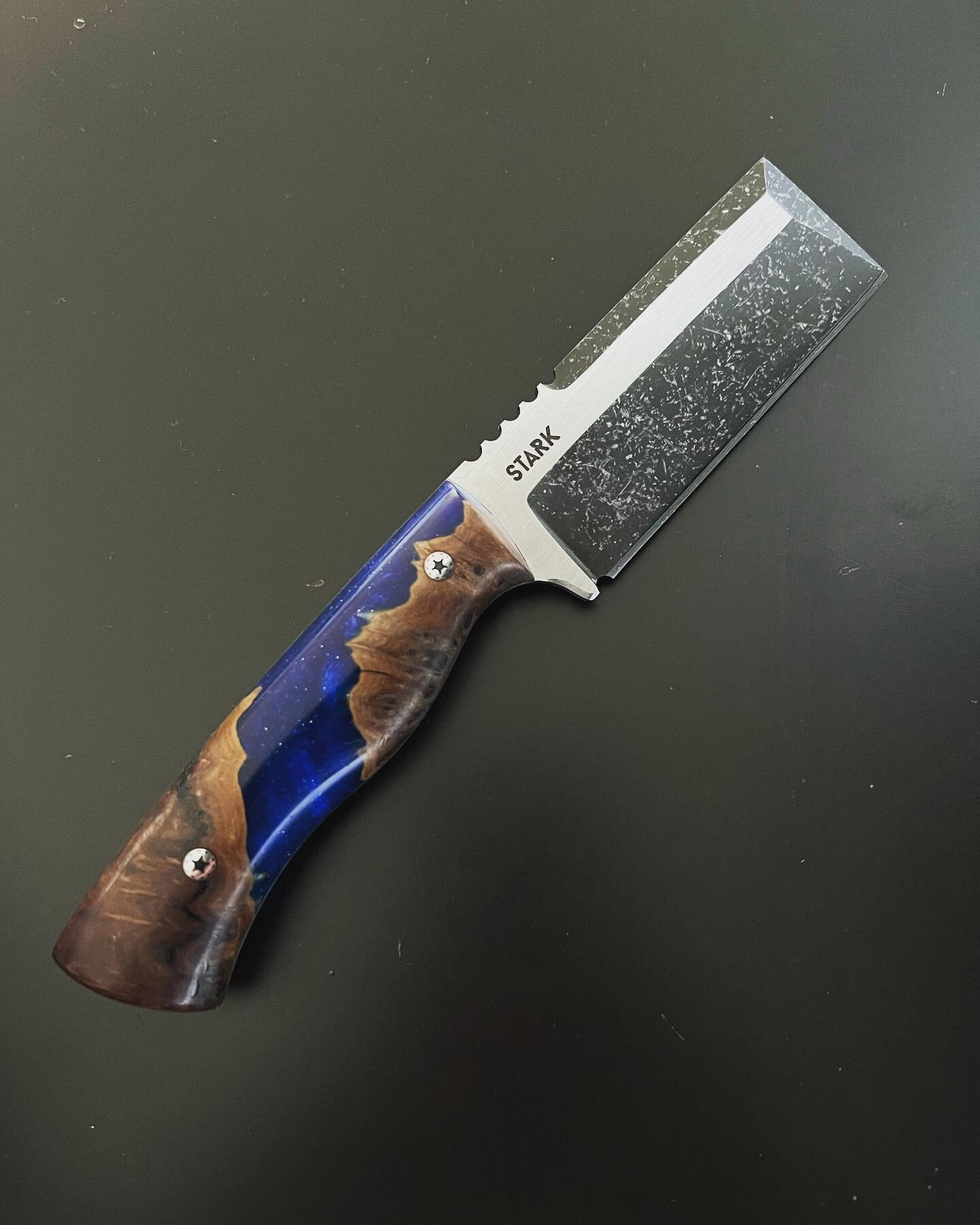 Latest custom order just finished up! This is an EDC Cleaver with galaxy blue resin and mallee burl, which turned out super nicely. Shoot me a message if you&rsquo;d like to get a spot on the list for a custom order or have any questions!