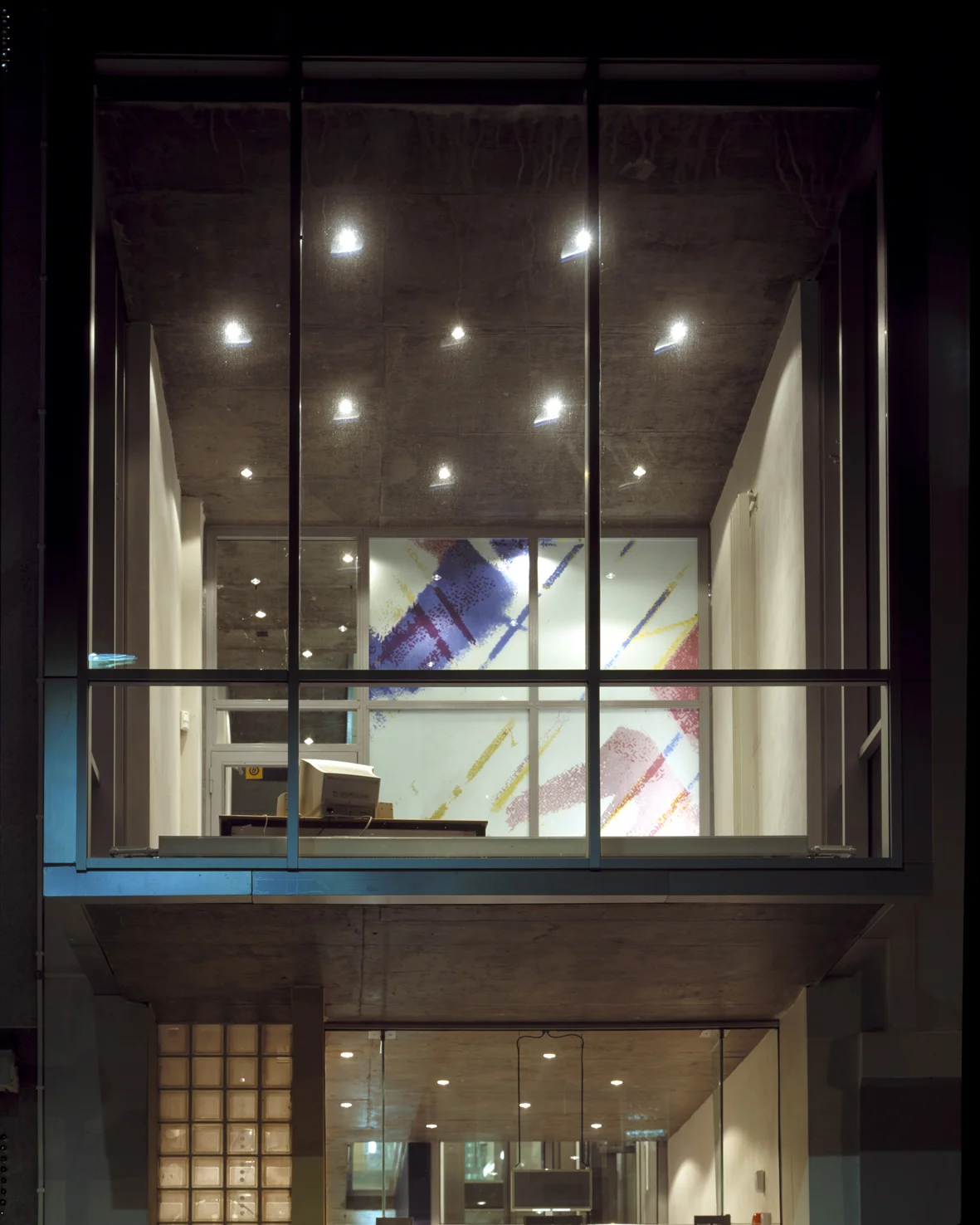 Broadway Centre, windows