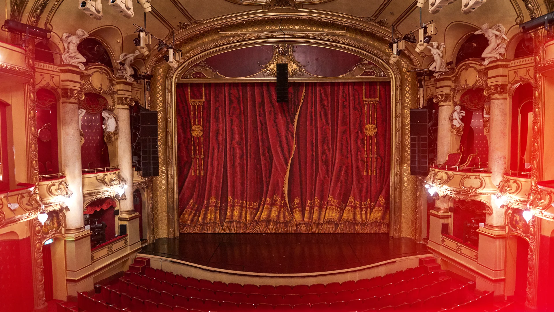 Main Stage - image courtesy National Theatret Oslo