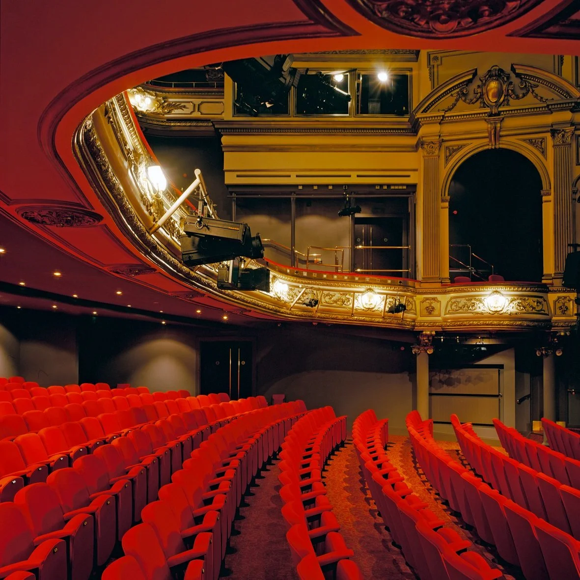 WATFORD PALACE THEATRE