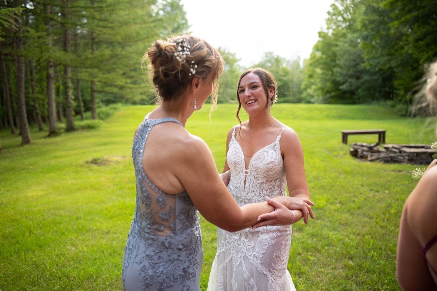 Against the serene backdrop of Keen Lake Lauren shares a heartfelt moment with her mother just moments after saying 'I do.' The moments right after a ceremony are filled with so much joy, so much emotion;  I'm profoundly grateful for the privilege to