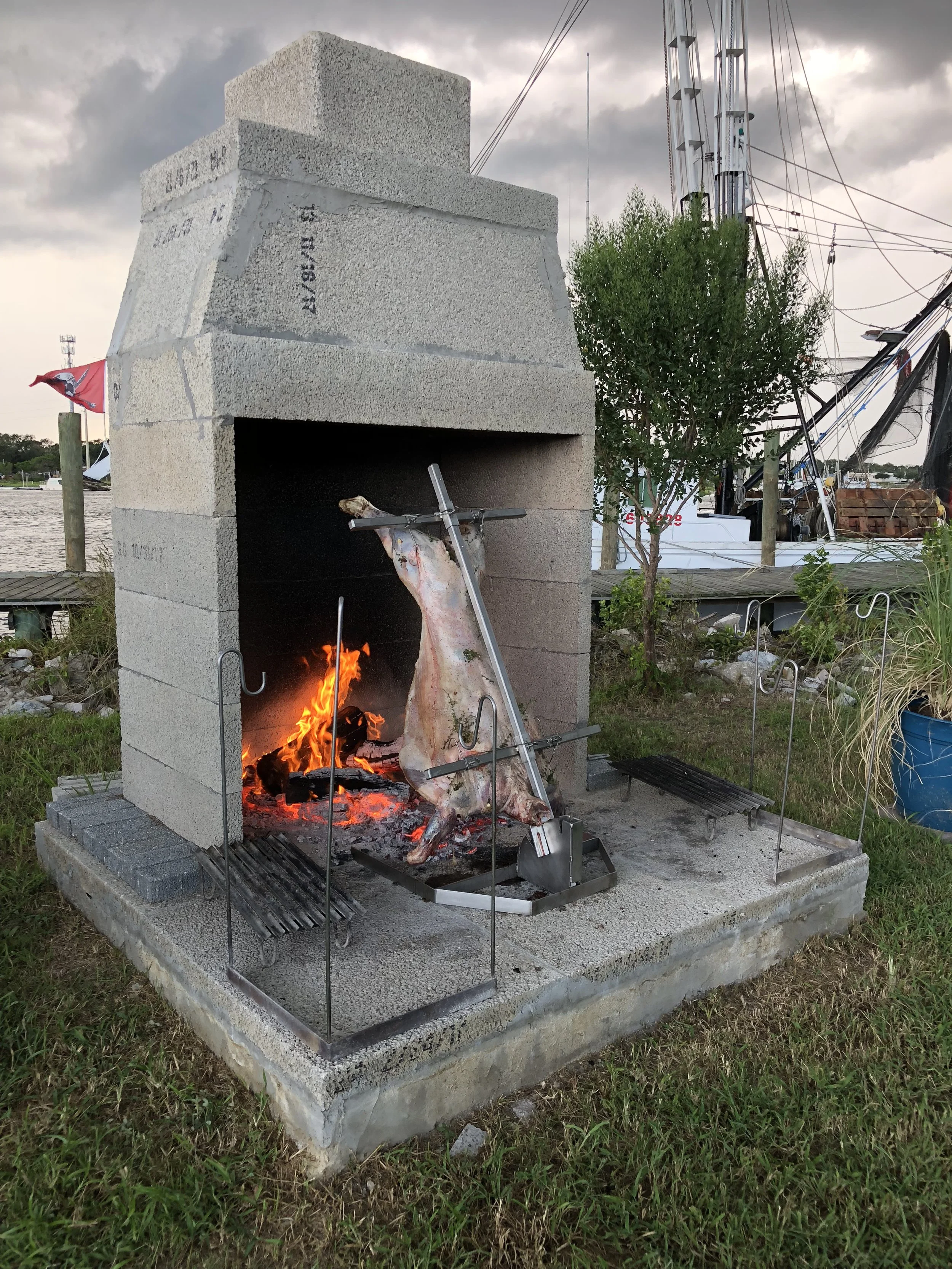 XL Patagonia style Asado Cross