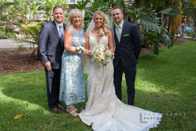 WhiteWedding_DanaFramesPhoto+Design-584.jpg
