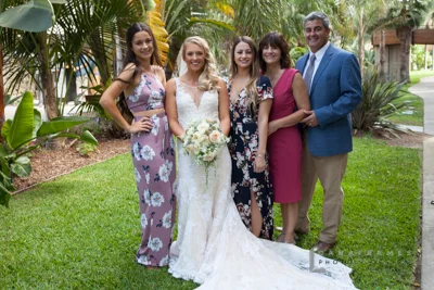 WhiteWedding_DanaFramesPhoto+Design-639.jpg