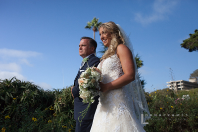 WhiteWedding_DanaFramesPhoto+Design-909.jpg