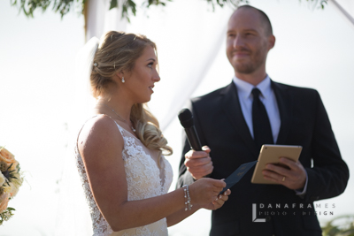 WhiteWedding_DanaFramesPhoto+Design-1010.jpg