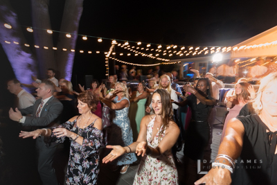 WhiteWedding_DanaFramesPhoto+Design-1855.jpg