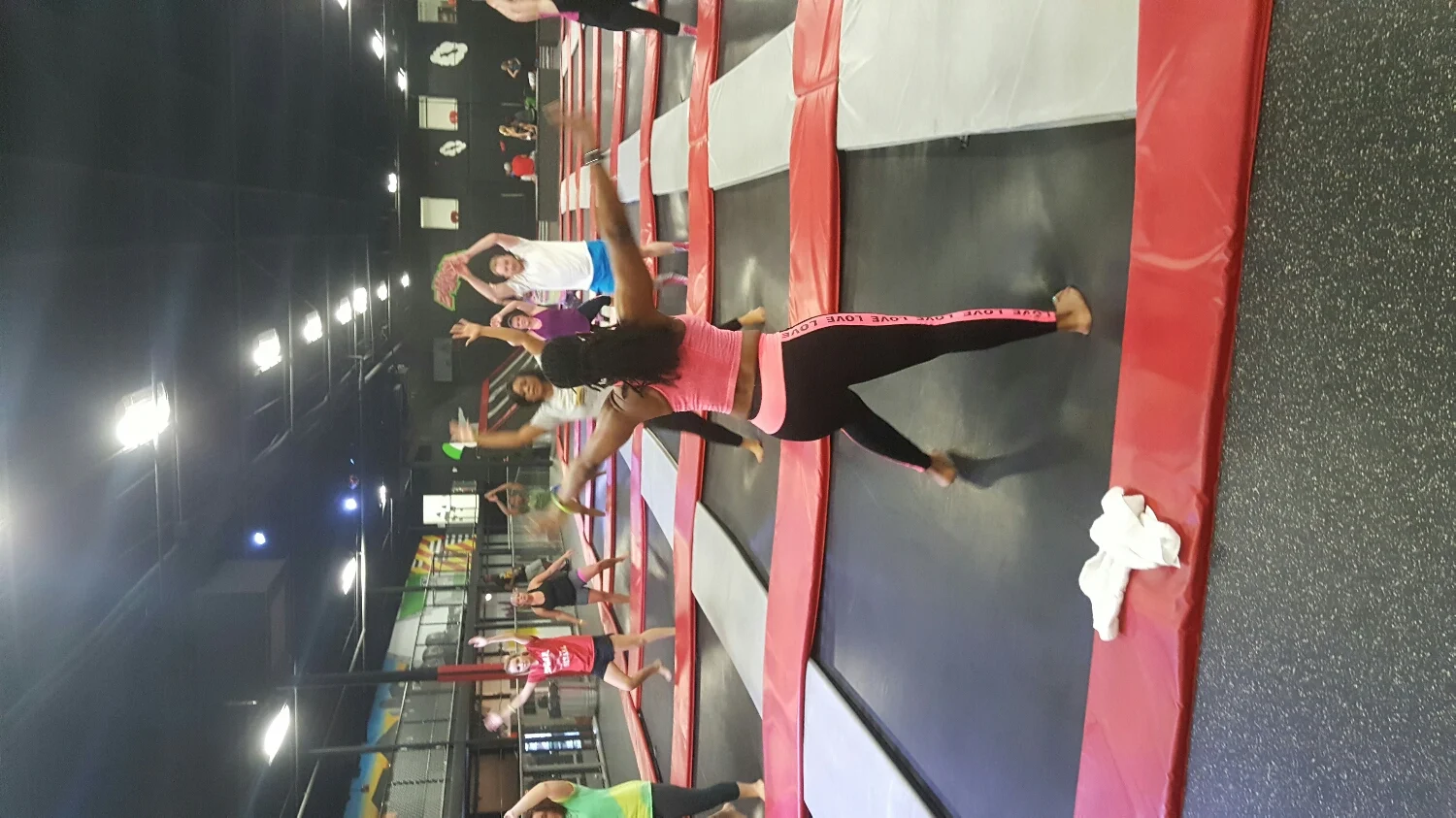 Β #BounceYourselfSlimWorkout 
