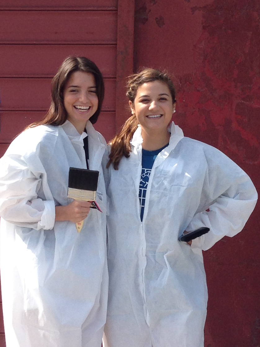  Volunteers eager to paint the buildings at Plumb Beach. 