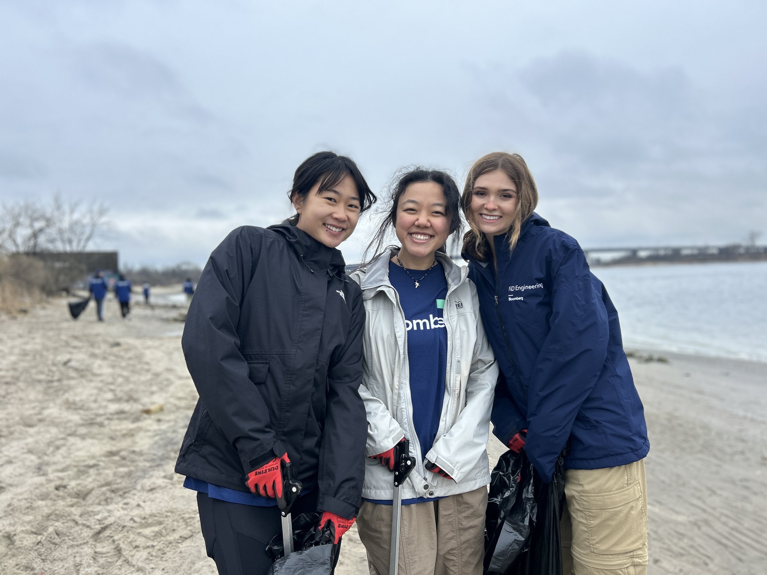 Floyd Bennett Field North 40 Shoreline Cleanup