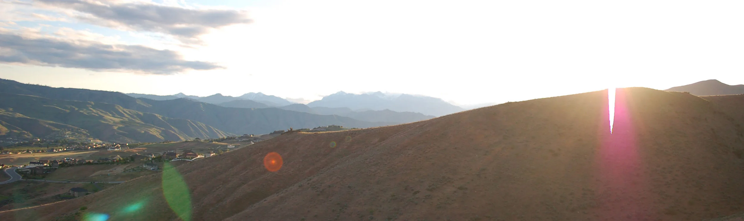 Foothills-Horizon.jpg