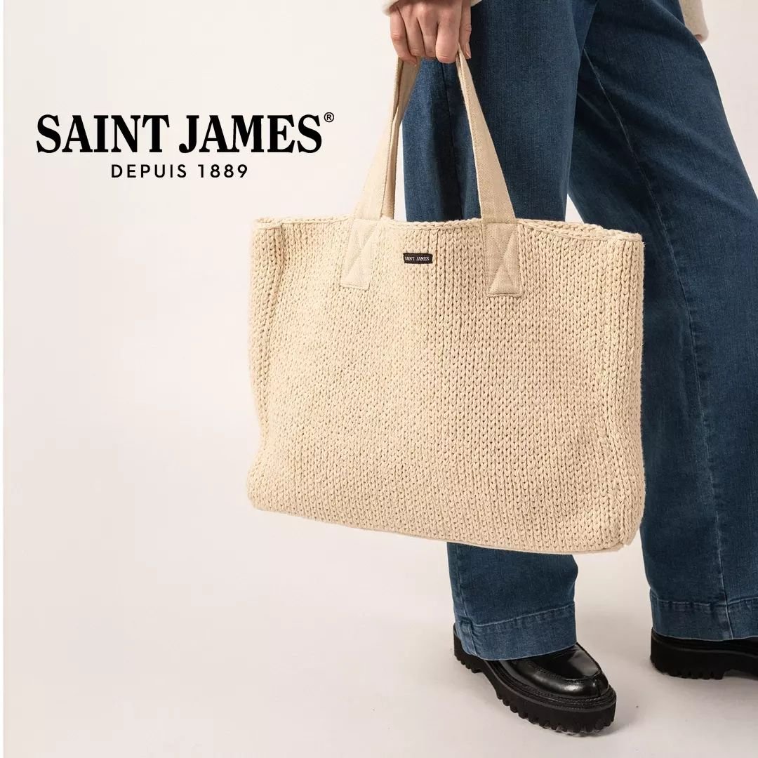 Besoin d'un sac simple et &eacute;pur&eacute; ?&nbsp;🌾 

Ne cherchez plus ! Ce sac tricot&eacute; de @saintjames , fait de coton &agrave; 100%, allie praticit&eacute; et simplicit&eacute;. Facile &agrave; laver, il est parfait pour transporter vos d