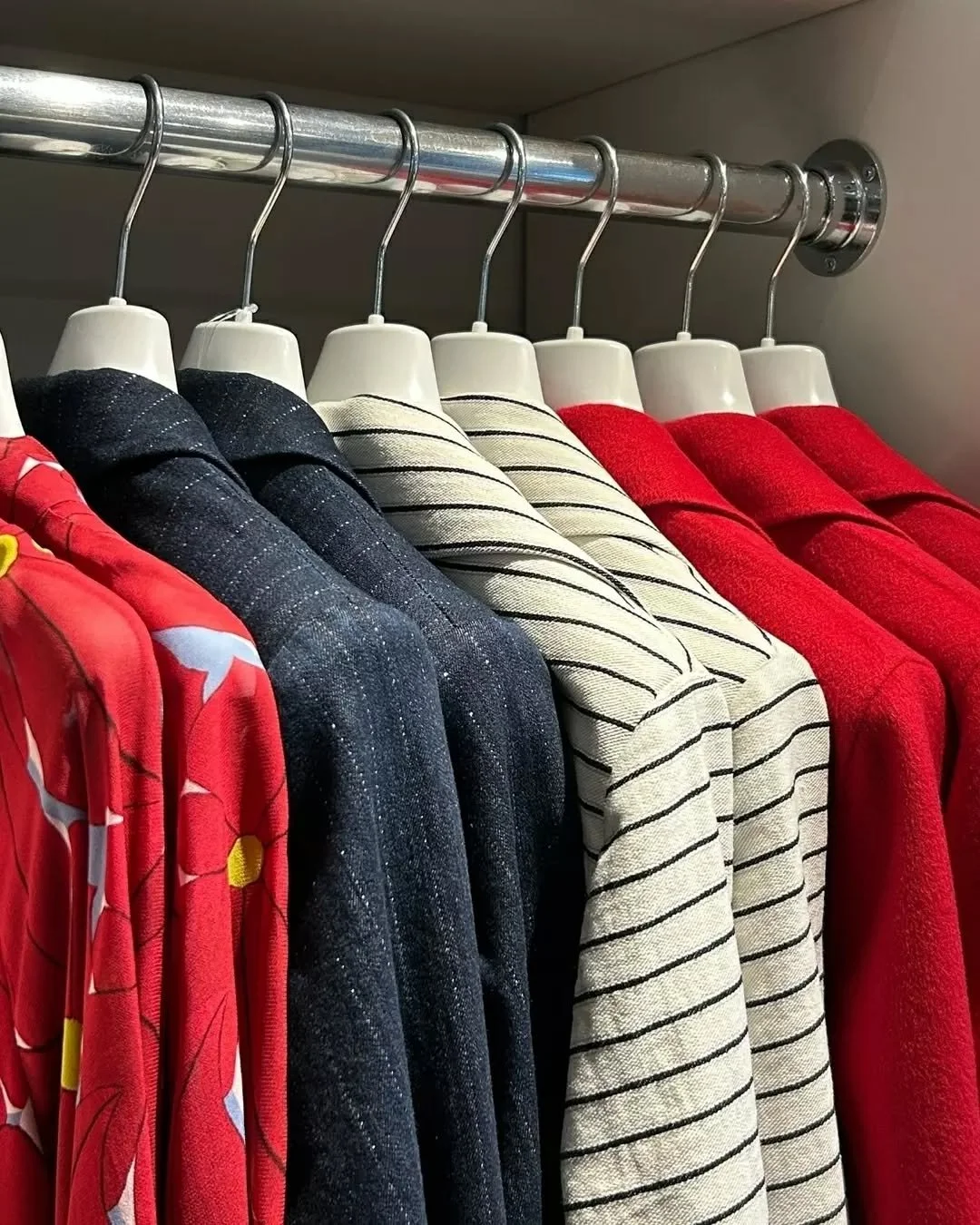 Osez ce printemps ! 🥀

Luisa Cerano nous d&eacute;voile une collection pens&eacute;e pour celles qui n&rsquo;ont pas peur des couleurs. Fid&egrave;le &agrave; son ADN, la marque allemande marie imprim&eacute;s fleuris aux pinstripes avec audace ma&i