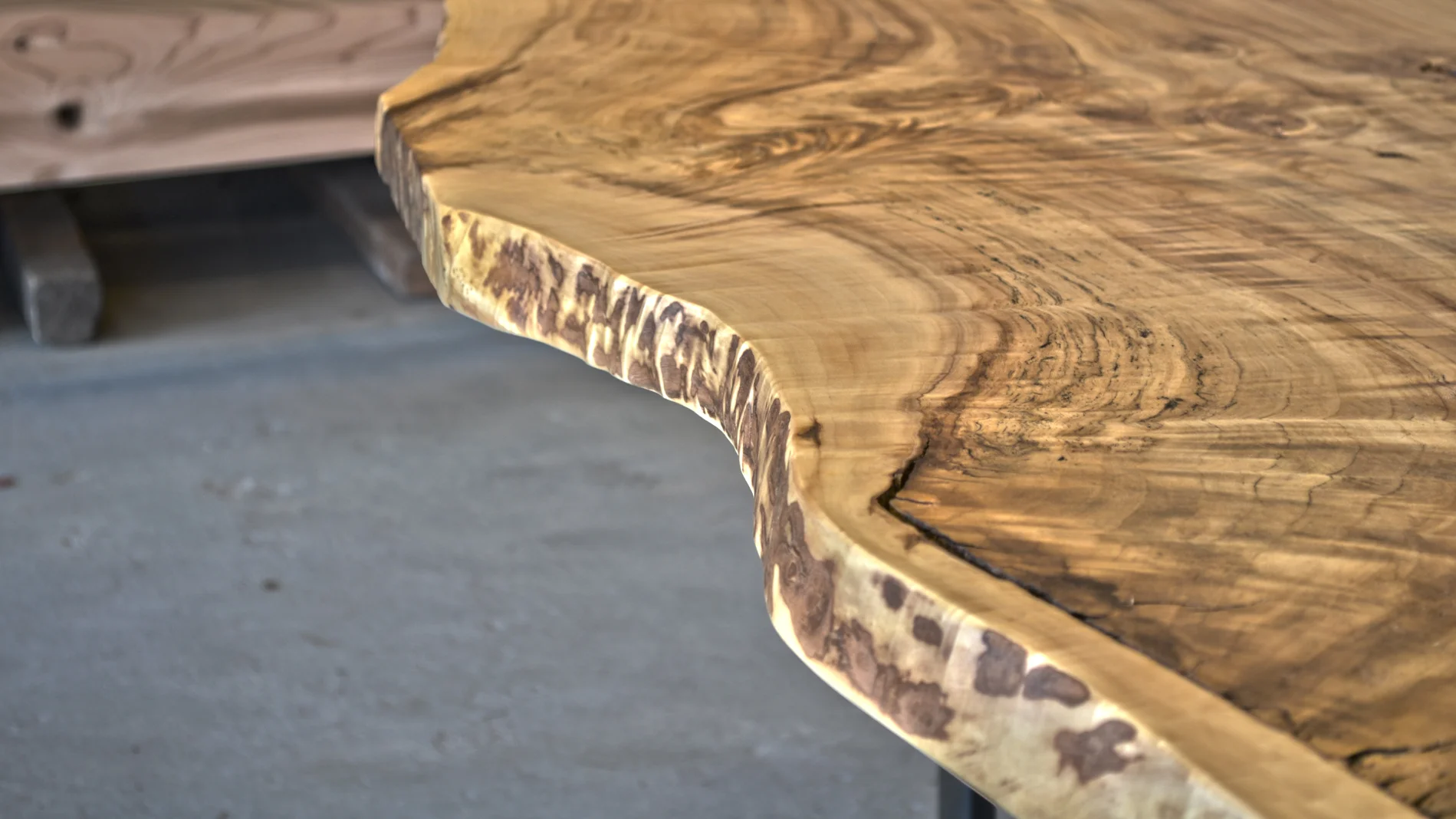 WoodenTable-4.jpg