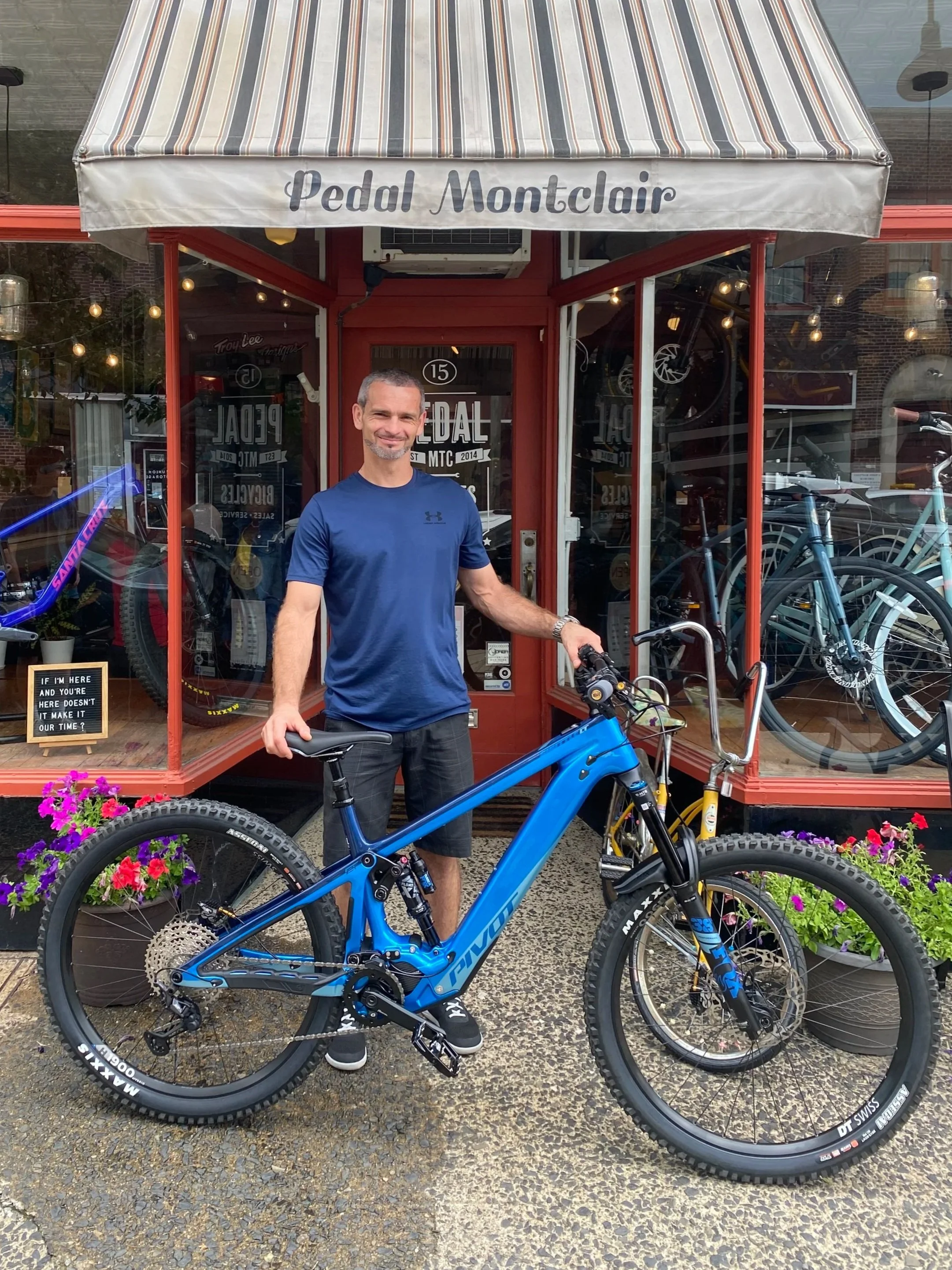 Pivot Shuttle LT E bike Blue new bike day