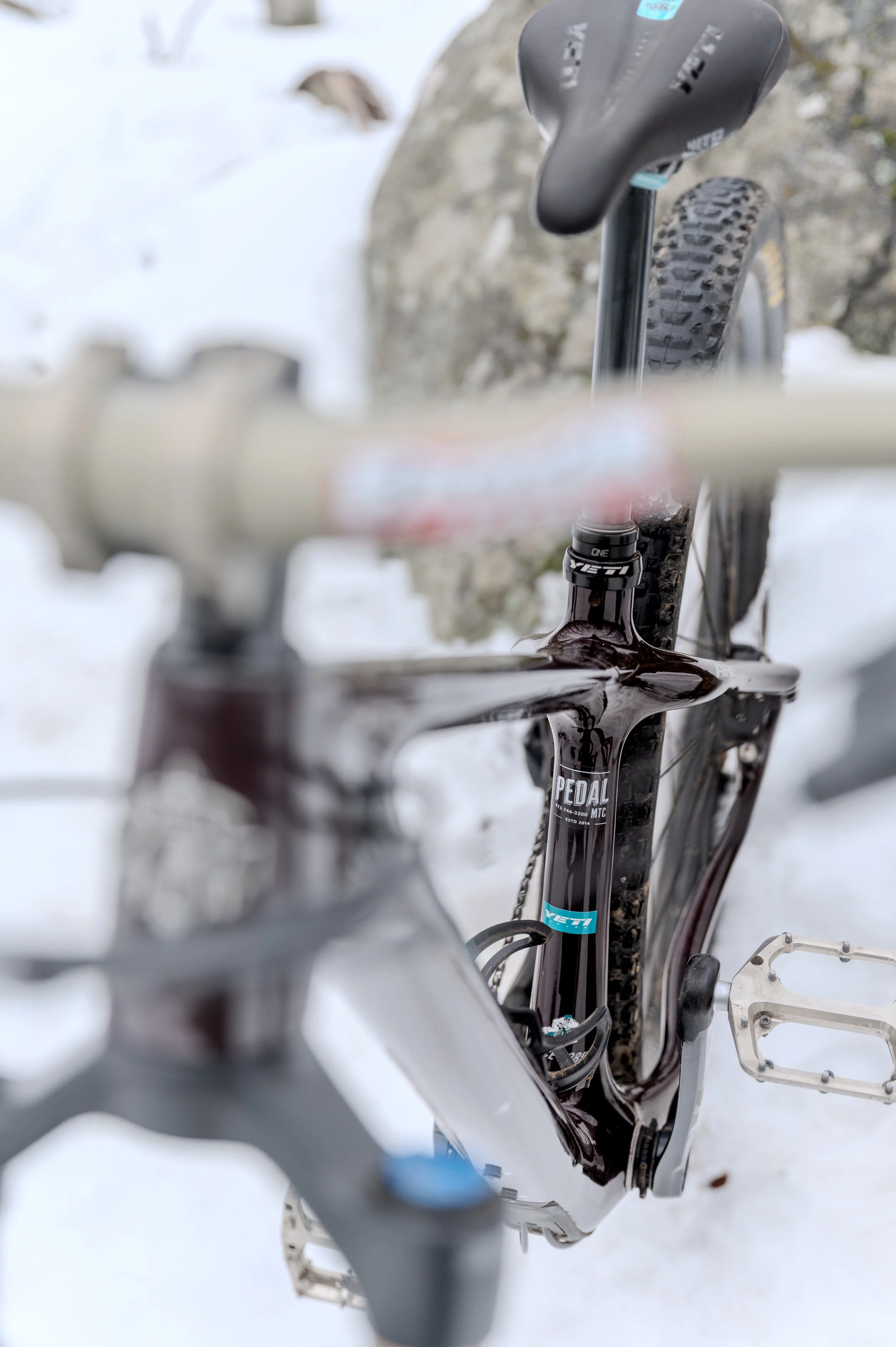 mtb pedal montclair bike snow outdoors yeti arc