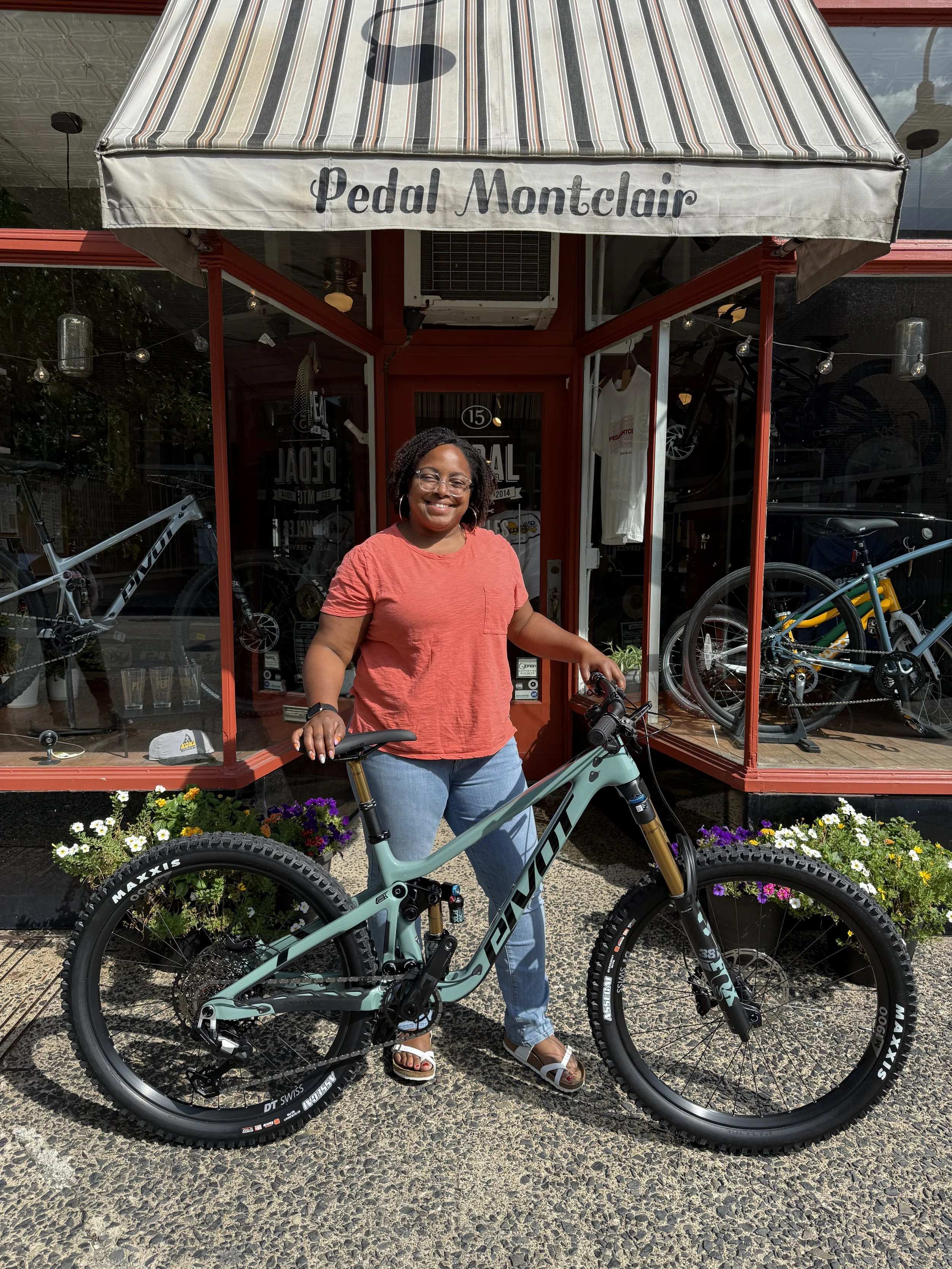 Women who shred Pivot Cycles Enduro and Downhill