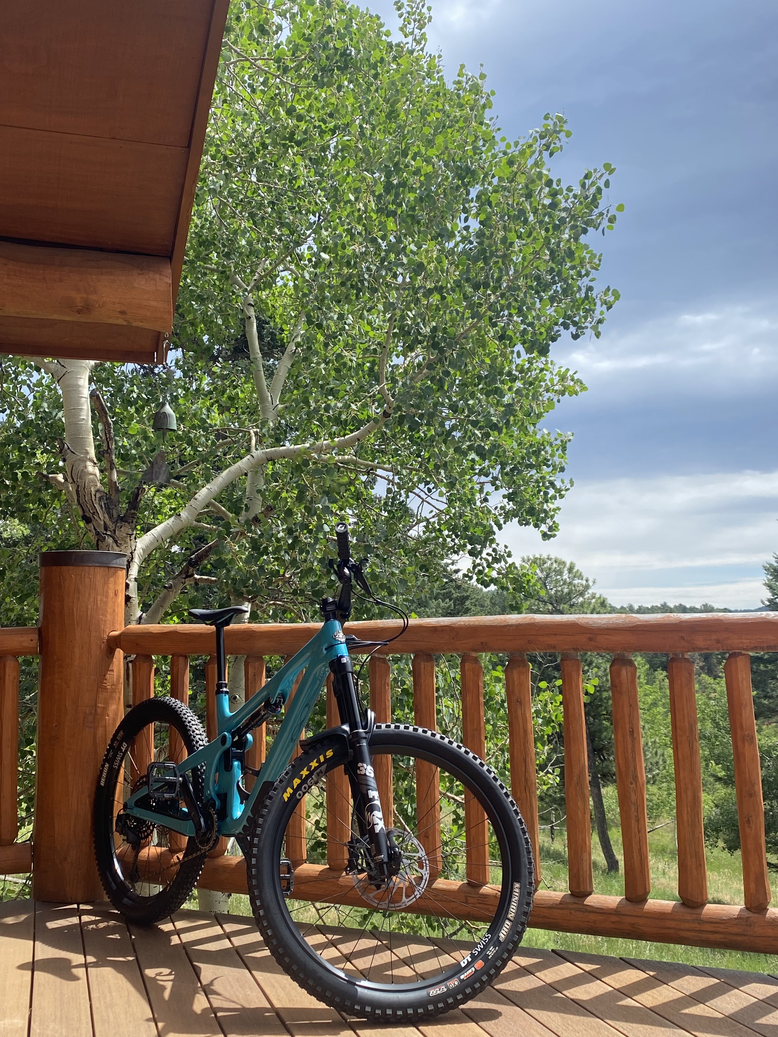 Yeti Cycles SB 140 Turq Mountain Bike