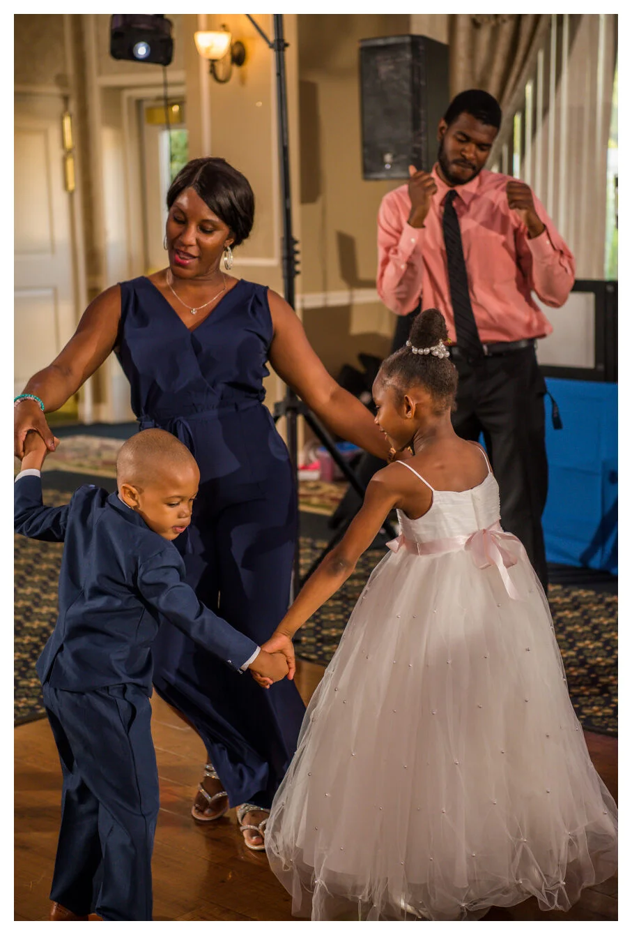 woods_wedding_kevkramerphoto_web-39.jpg