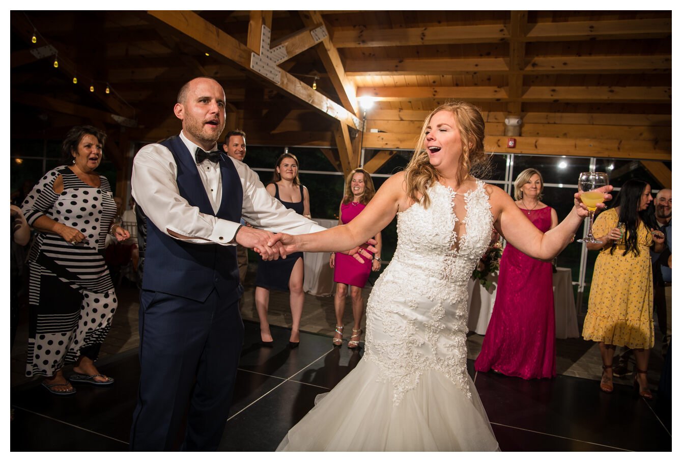 carly_mike_kevkramerphoto_web-44.jpg