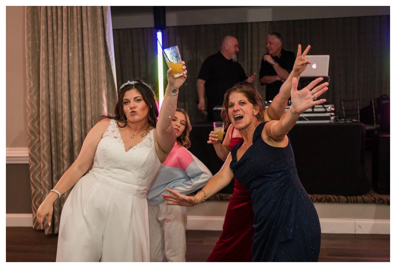 kirsten_robbie_kevkramerphoto_web-54.jpg