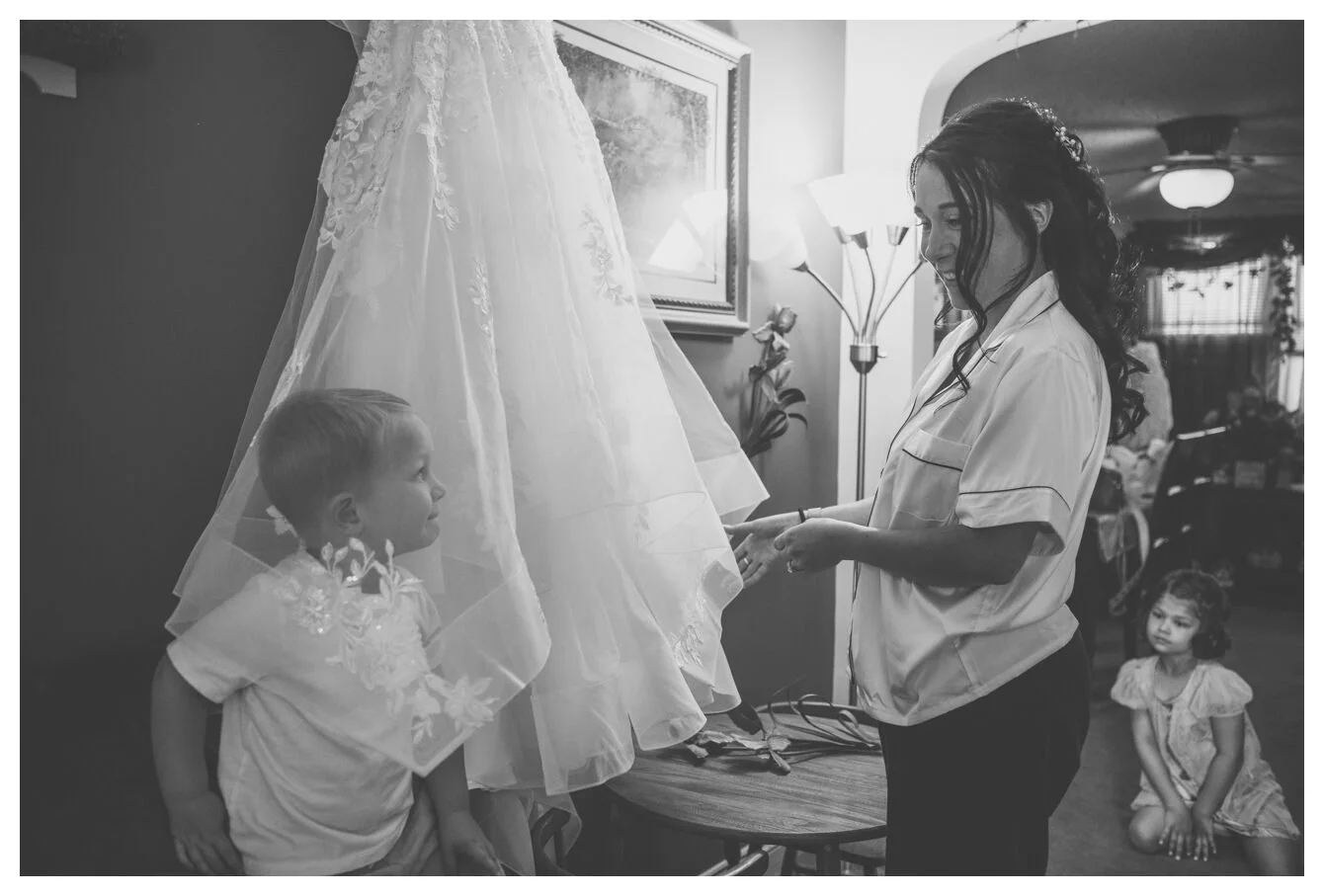 byrne_wedding_kevkramerphoto_web-3.jpg