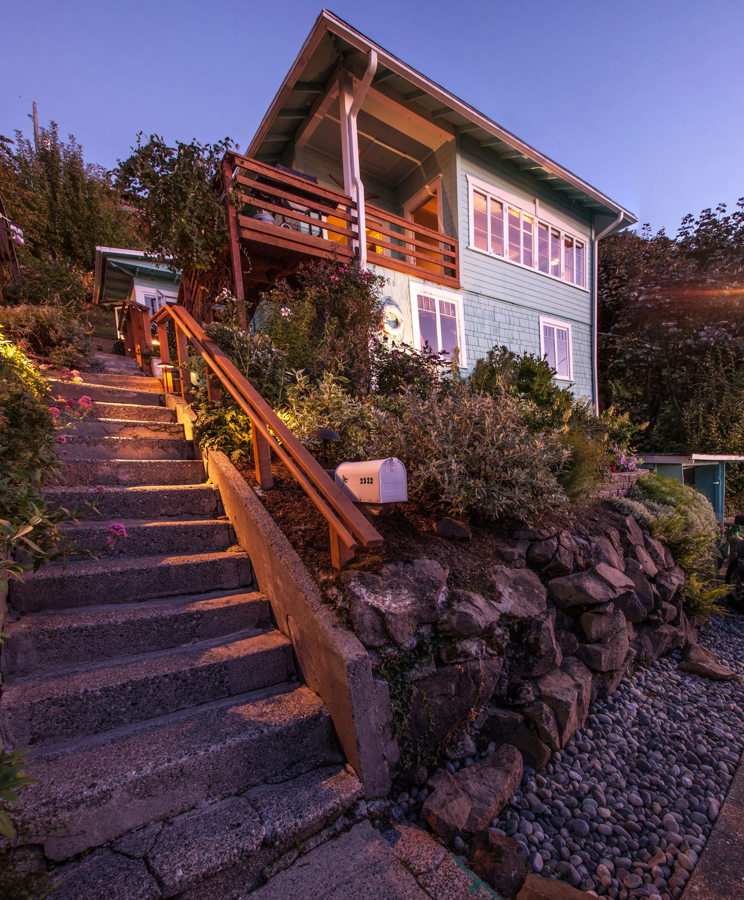 [Group 7]-IMG_8790_IMG_8791-2 images.jpg