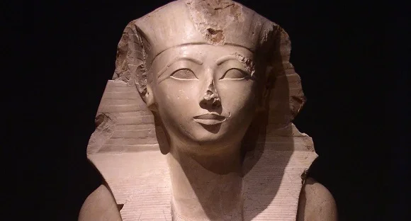 Statue of Hatshepsut.