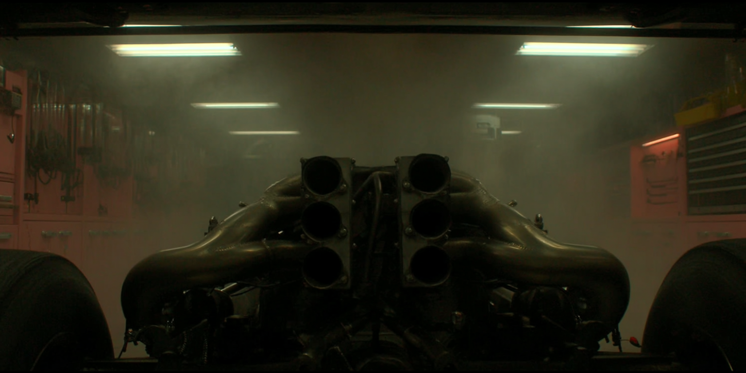 u1146626773_macro-photography_of_a_F1_racing_cars_engine_--ch_7e731054-cb30-406e-ae23-f19ecf7f0f00_0.png
