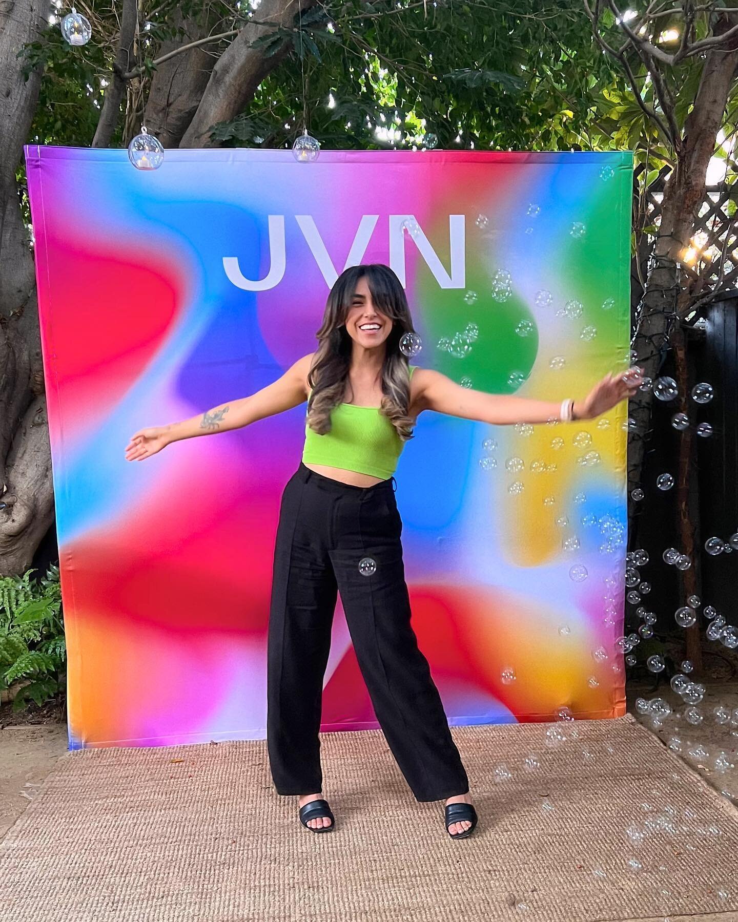 Cheesing so hard after spending an evening with @jvnhair and all their wonderful stylists &hearts;️ thank you so much @jvn