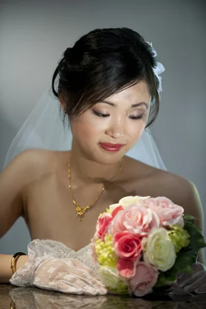 bridal097L.jpg